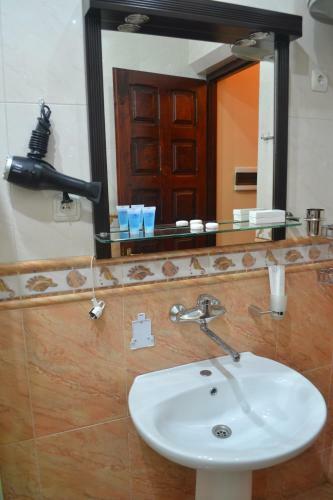 Nitsa Hotel