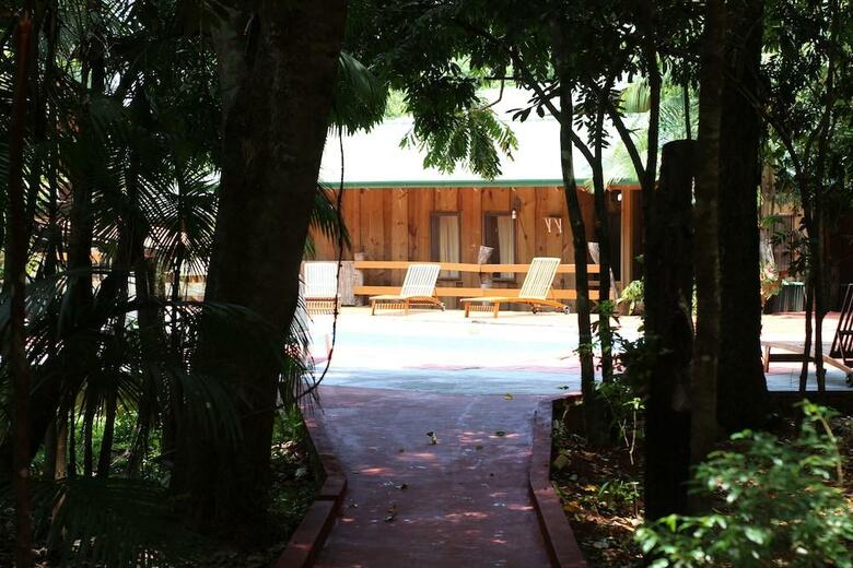 Palo Rosa Hotel Y Caba�as