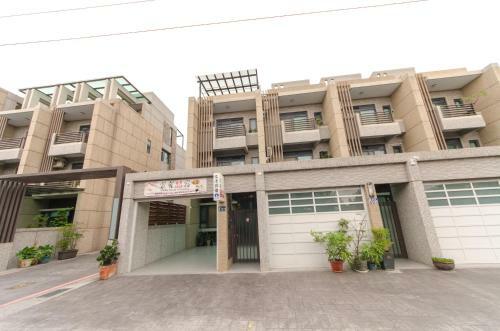 Bed & Breakfast Happy House Homestay