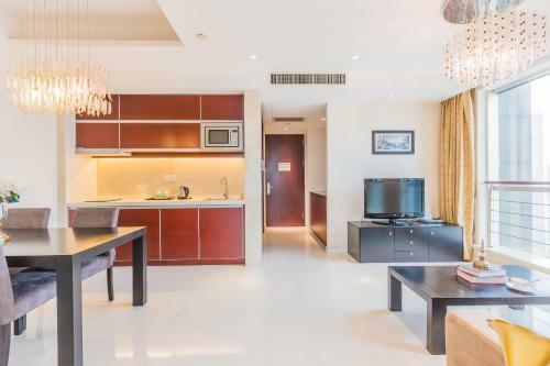 Binjiang Seven Service Apartment