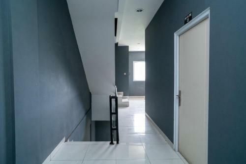 Hotel Living Kost Syariah Redpartner
