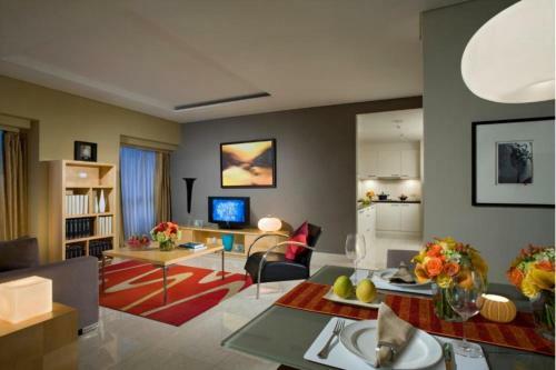 Three Bedroom Executive Apartment, Somerset Berlian Jakarta