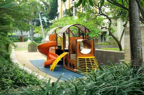 Three Bedroom Executive Apartment, Somerset Berlian Jakarta