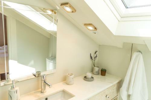 Queen's Garden Hostel