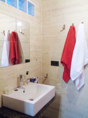 Apartamentos C/carreter�a
