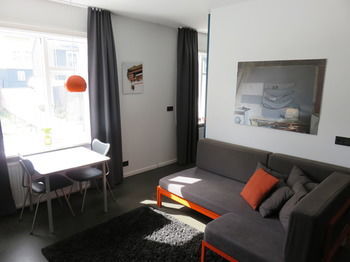 Luna Hotel Apartments