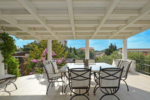 Villa Three Palms