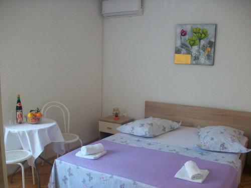 Hostal Apartment Niki