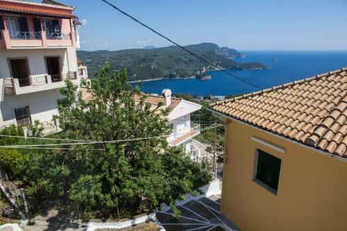 Family House In Lakones