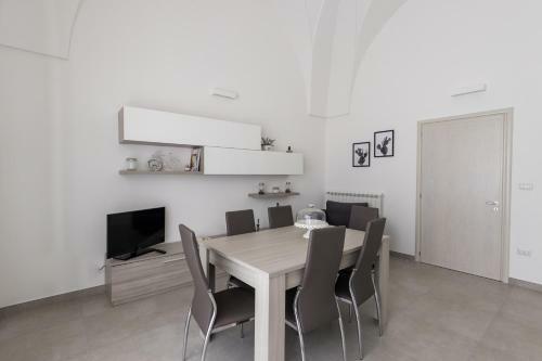 Drooms.
