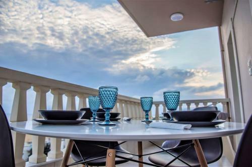 Utopia Seaside Apartment