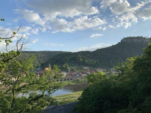 Apartamento Luxusboofe - Ferienhaus Am Lilienstein