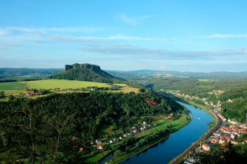Apartamento Luxusboofe - Ferienhaus Am Lilienstein