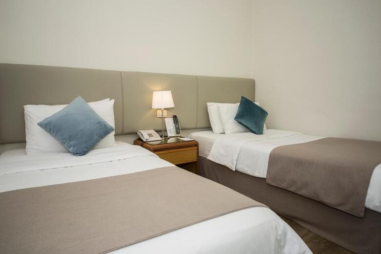 Alqasr Metropole Hotel