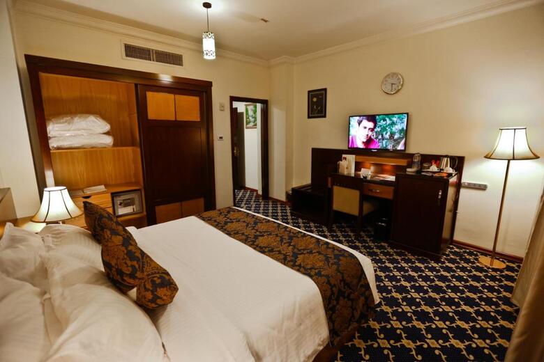 Al Thuraya Hotel