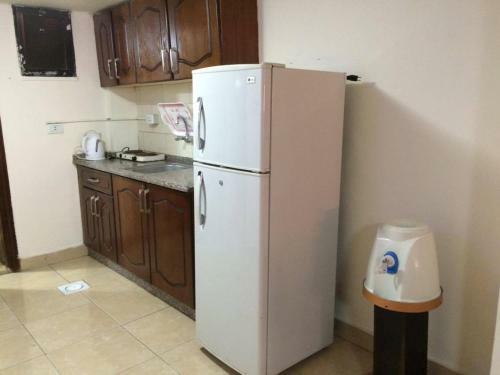 Al Reem Hotel Apartments