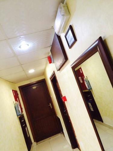 Al Reem Hotel Apartments