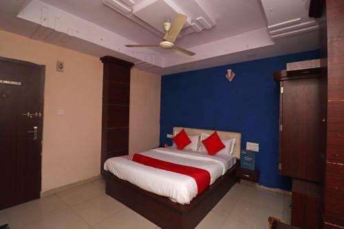 Oyo 28769 The Landmark Hotel