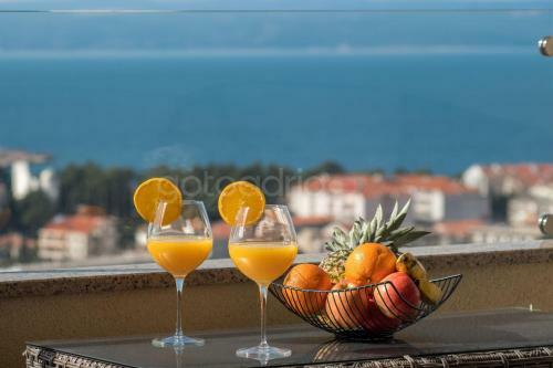 Sea View Apartments With Free Parking