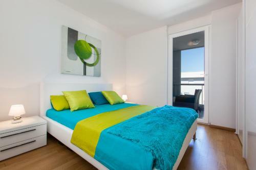 Blue Pearl Apartment