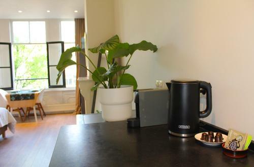 Hostal The Canalview Retreat