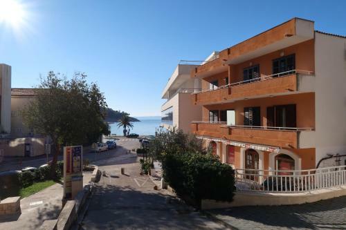 Apartment Makarska With Sea View VII