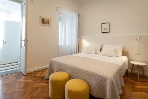 Mimi Carera Apartment & Room