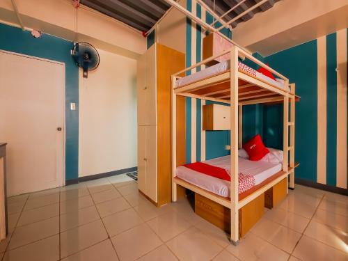 Hotel Vaccinated Staff - Oyo 809 Crowne One Condo