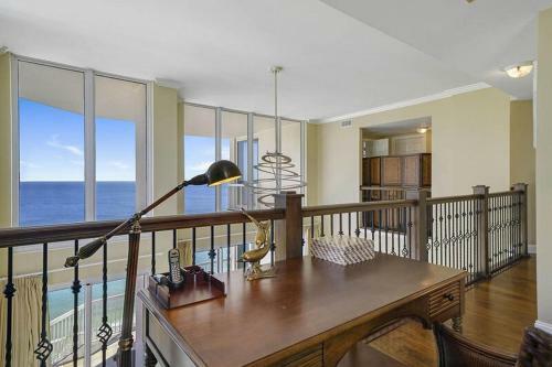 Silver Beach Towers Ph 1901 By Five Star Properties