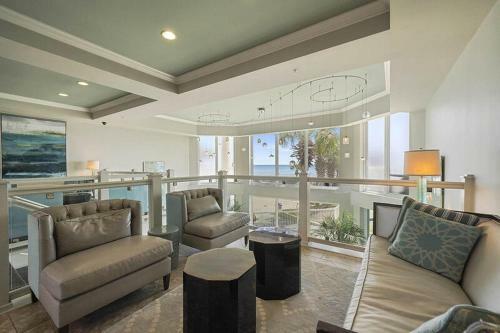 Silver Beach Towers Ph 1901 By Five Star Properties