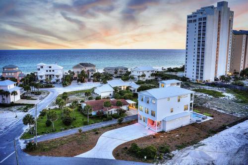 Live It Well By Five Star Properties