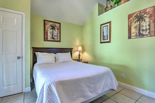 Charming Destin Cottage Walk To Beach And Dining!