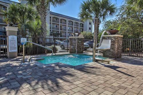 Apartamento Luxurious Alerio Condo With Private Beach Access!