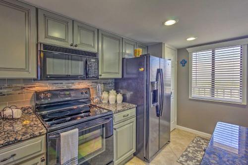 Apartamento 11th-floor Condo With View, 1 Block To Dining!