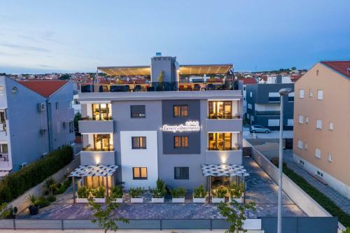 Apartamentos Luxury Majpruz Suites