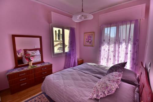 Classy 2 Bedroom Apartment Under Acropolis At Thissio