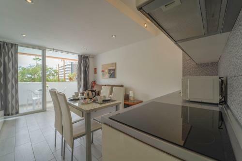 Apartamento Un Dormitorio En Playa De Las Am�ricas