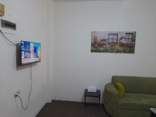 Pizza Street Hostel