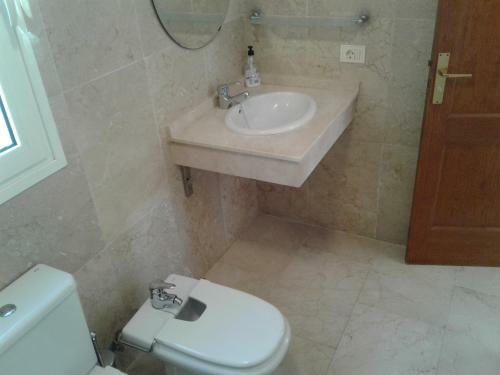 Seaside Luxurous Private 3 Bedroom Villa With Swimming Pool