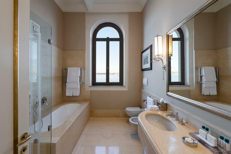 San Clemente Palace Hotel & Resort