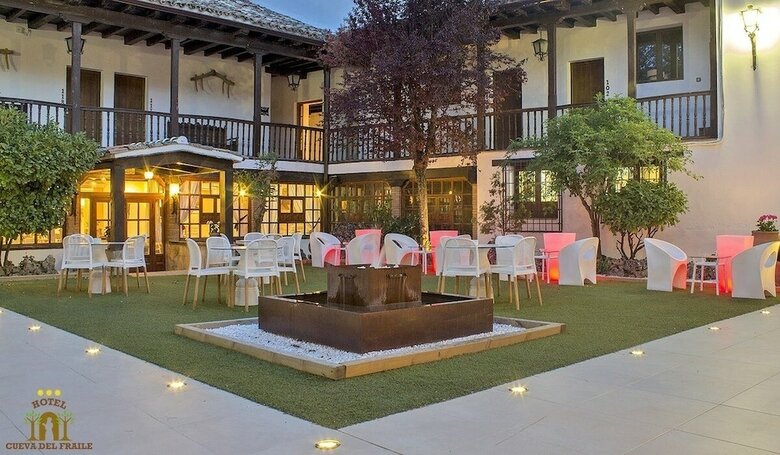 Hotel Cueva Del Fraile