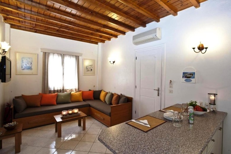 Filoxenia Apartments