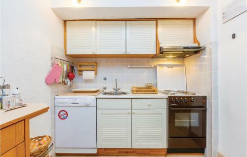 Holiday Home Omisalj Pusca