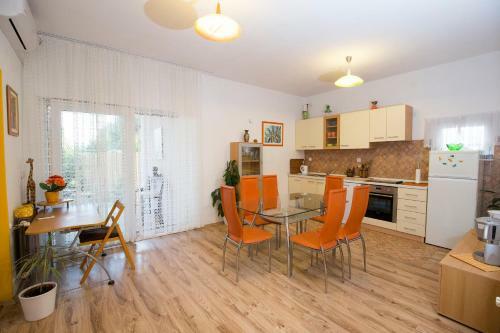 Apartment Lena