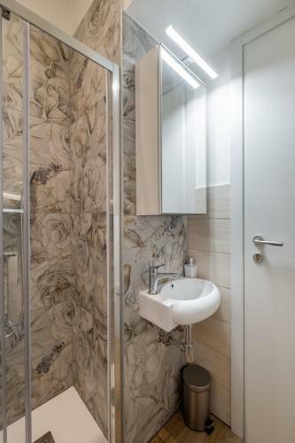 Studio 24 - Holiday & Business Apartment