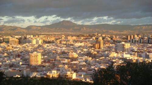 Apartamento Piso En Playa De Alicante
