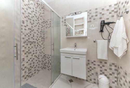 Apartment Petar
