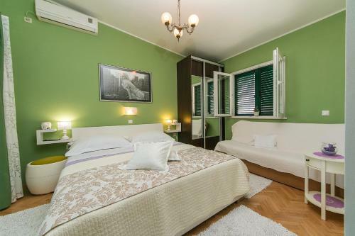 Villa Palma Apartments