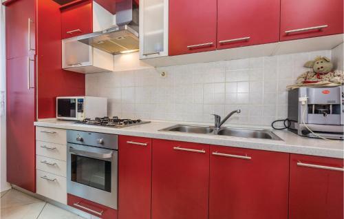 Holiday Home Donji Vuksici I