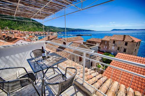 Apartamentos Komiza Provita Guesthouse